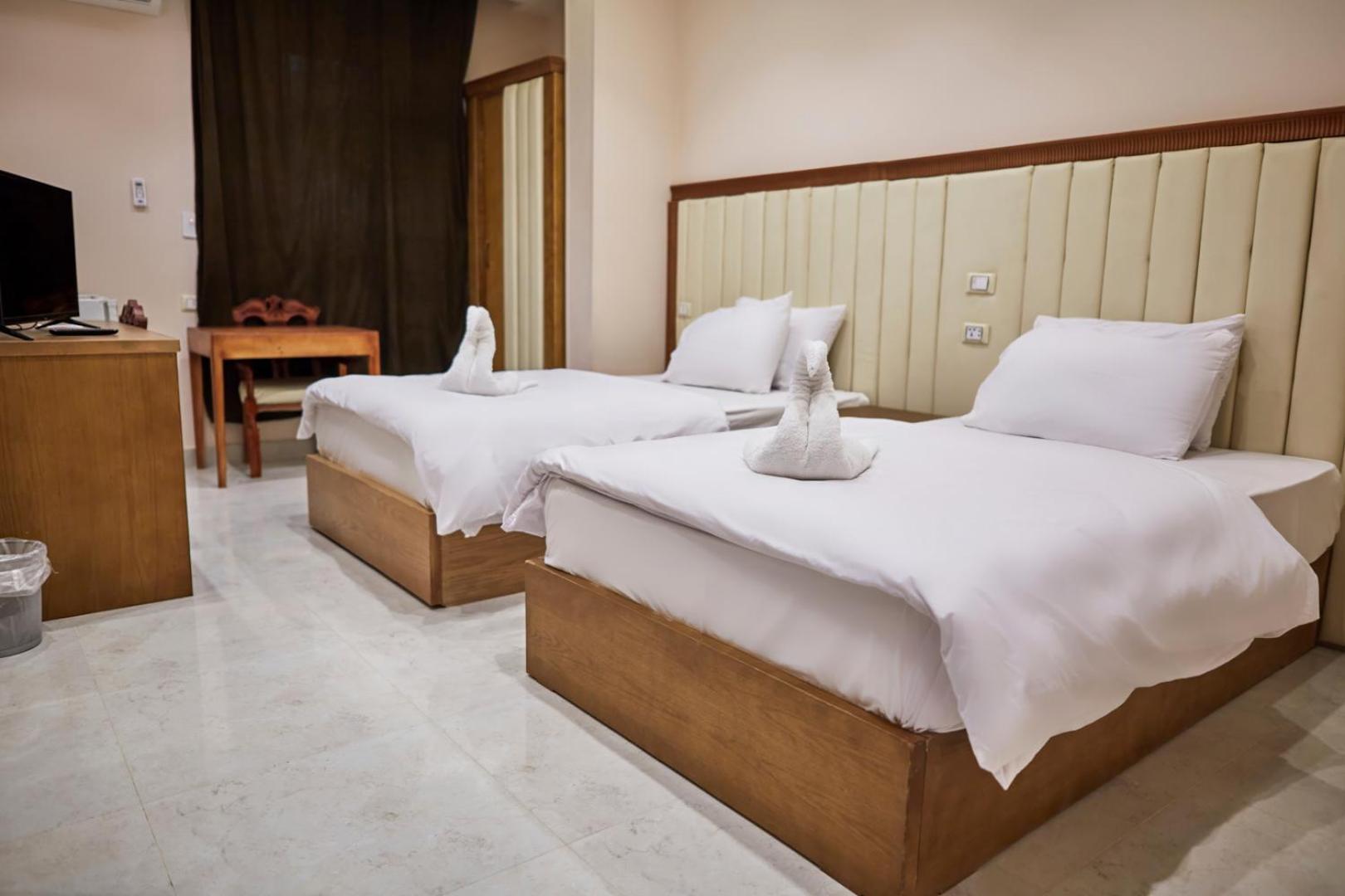Grand Pyramid View Hotel Kafret el-Gabal Exterior foto